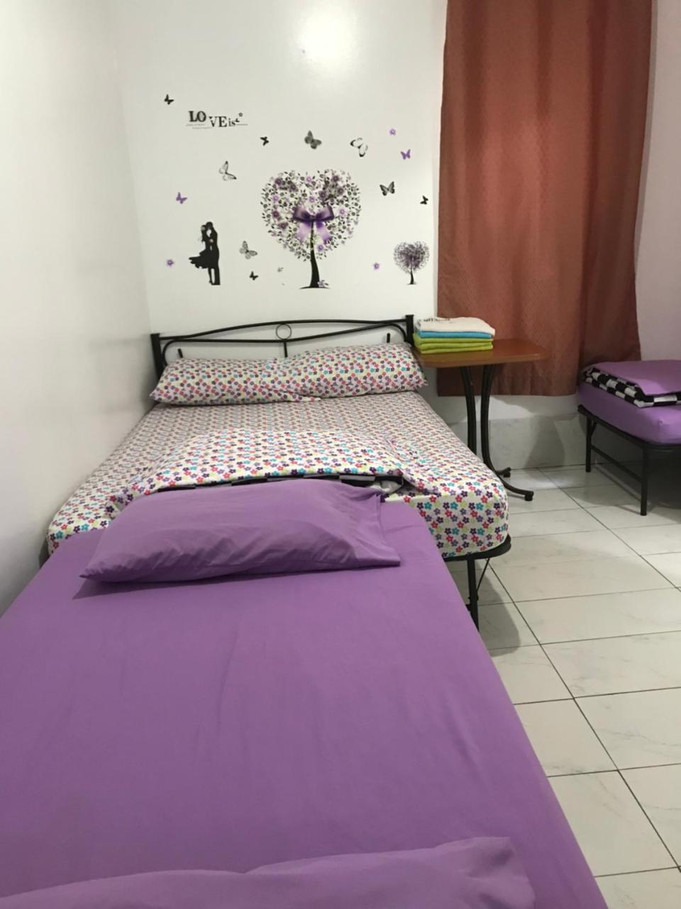 Chinatown Travellers Home Торонто Екстериор снимка